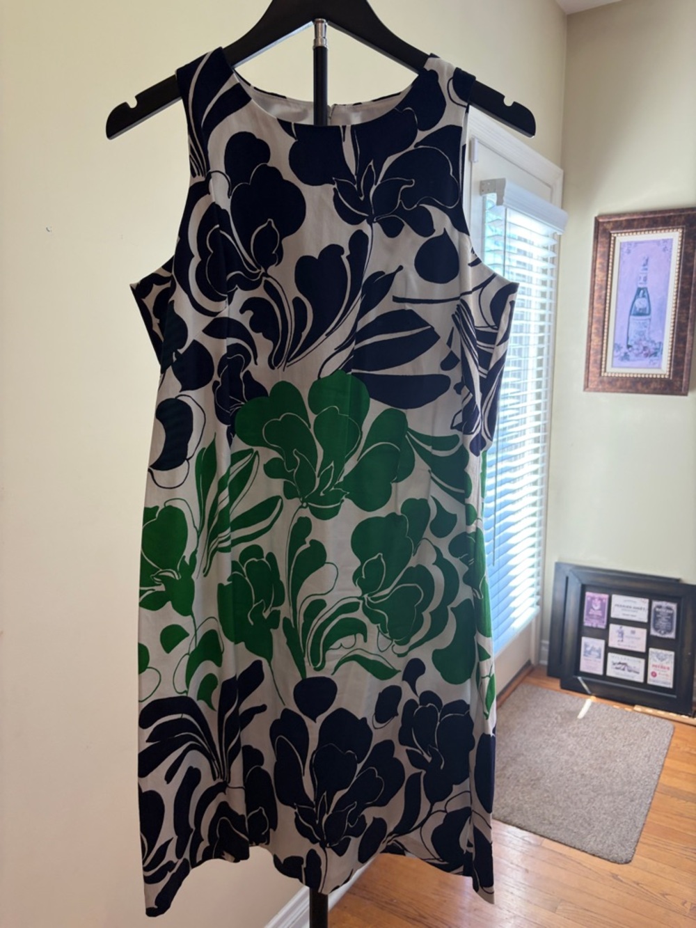 London Times Green & Black Floral Sleeveless Shift Dress